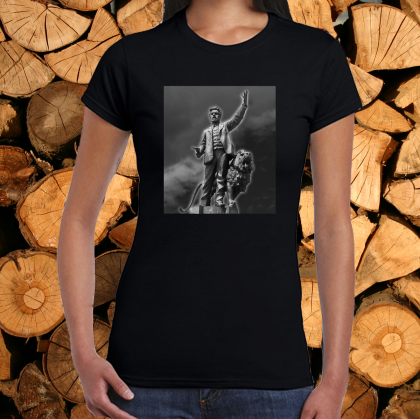 Дамска черна тениска -  Паметника Левски