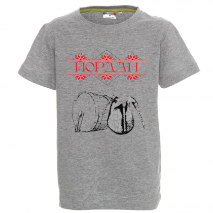 Тениска с щампа с гайди