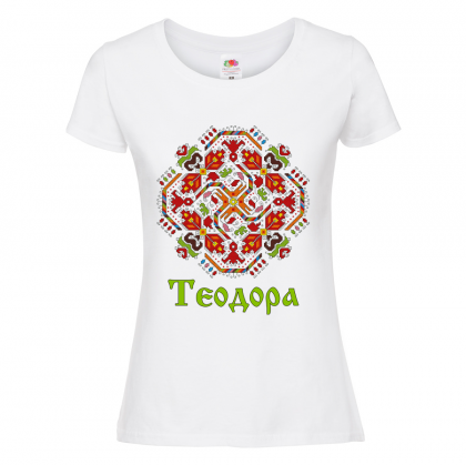 Бяла дамска тениска с шевица