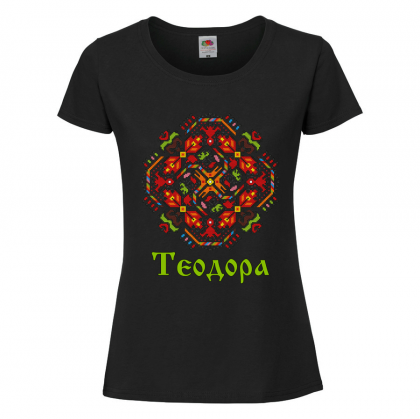 Черна дамска тениска с шевица