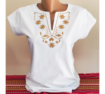 Бяла  дамска тениска с бродерия