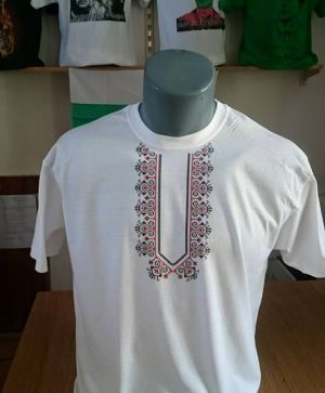 Тениска с народни шевици
