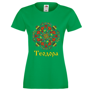 Цветна дамска тениска с шевица