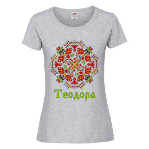 Цветна дамска тениска с шевица