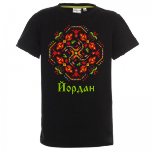 Тениска с щампа с шевица