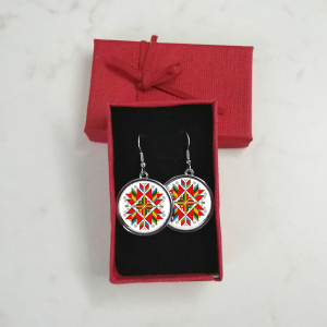 Обеци  с народни мотиви - Лазарки