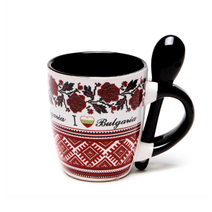 Чаша с бяла основа и народни мотиви- малка