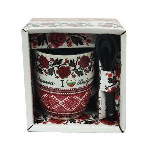 Чаша с бяла основа и народни мотиви- малка