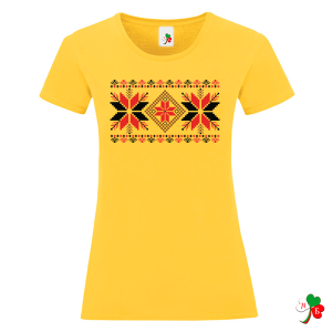 Цветни дамски тениски с народни мотиви на шевици