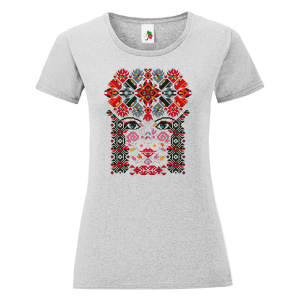 Цветни дамски тениски с народни мотиви на шевици
