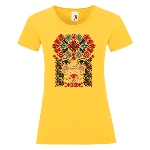 Цветни дамски тениски с народни мотиви на шевици