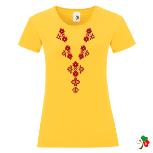 Цветни дамски тениски с народни мотиви на шевици