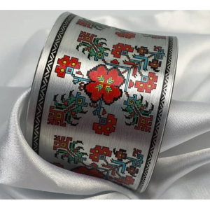 Гривна с мотиви на шевици- Богдана