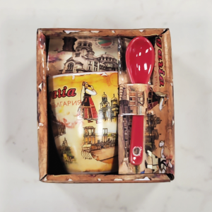 Сувенирна чаша със забележителности от България