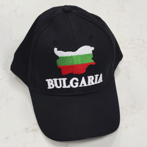 Черна лятна шапка