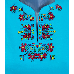 Синя  дамска тениска с бродерия