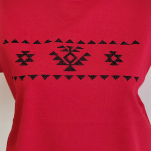 Дамска червена тениска с бродерия - Канатица