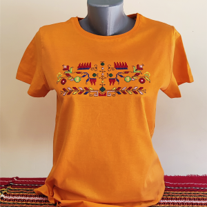 Дамска оранжева тениска с бродерия