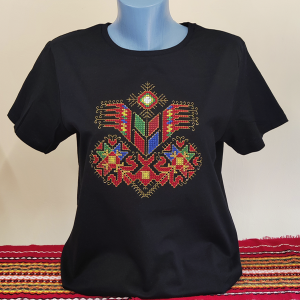Дамска черна  тениска с бродерия - Дървото на живота