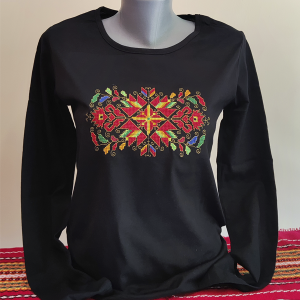 Дамска черна блуза с бродерия - Лазарки