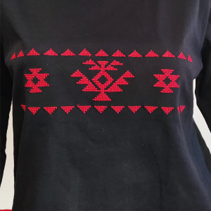 Дамска черна блуза с бродерия - Канатица