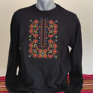Мъжка  черна блуза с бродерия