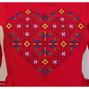Дамска червена блуза с бродерия - Сърце