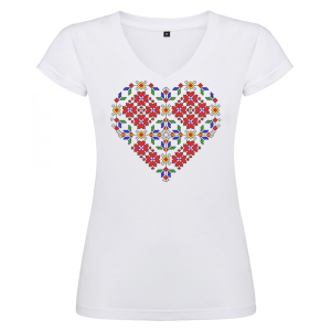Дамска бяла тениска - V образно деколте -  Сърце