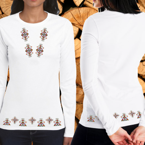 Дамска блуза  с мотиви на шевици