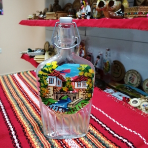 Стъклена рисувана бутилка