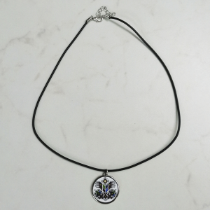 Колие с мотиви на шевици-Дървото на живота