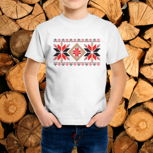 Детска тениска с фолклорни мотиви